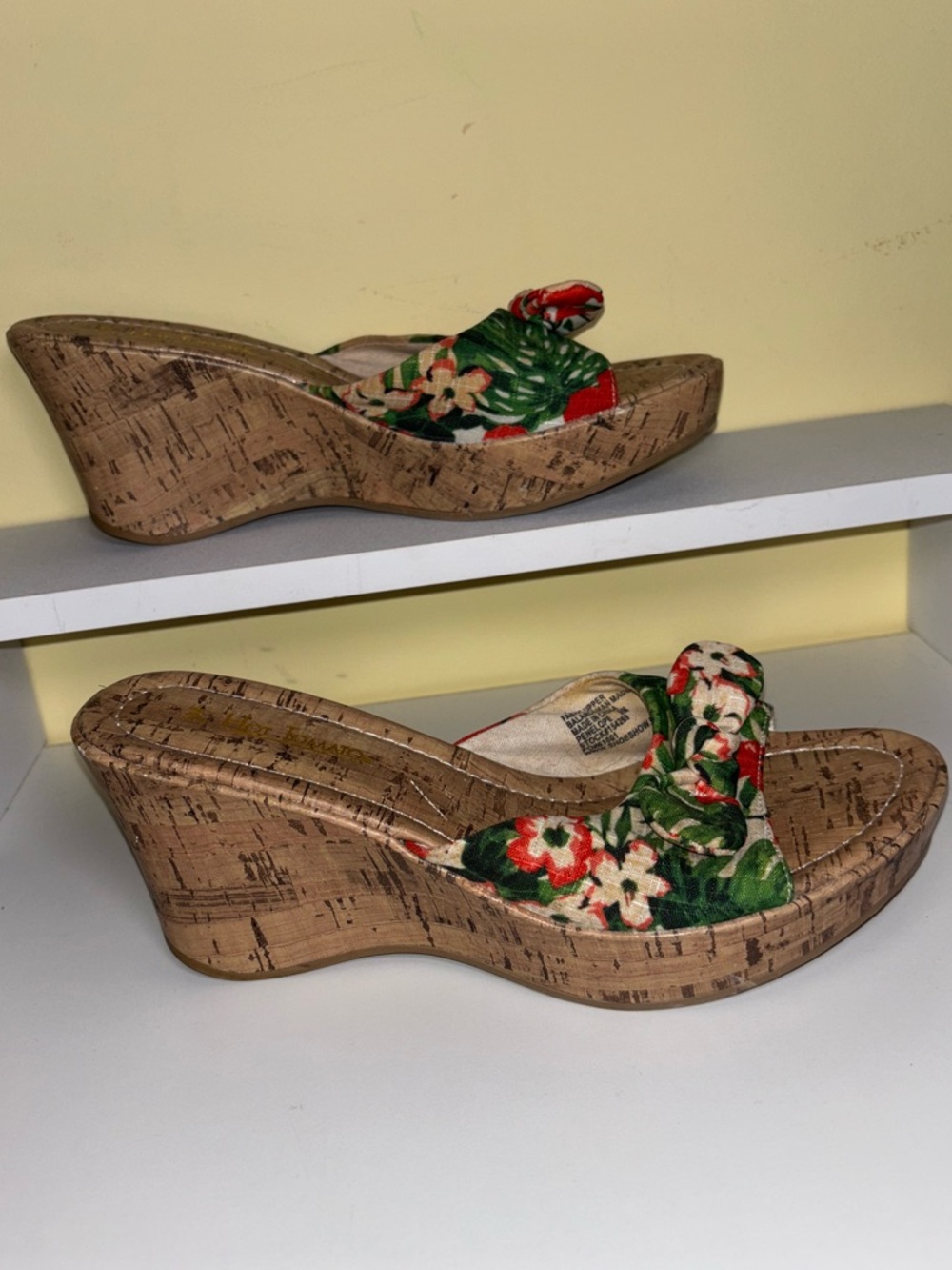 Hot Tomato Tropical Floral Cork Wedge Sandals Slides Bow Summer Size 9 Resort - Picture 8 of 11